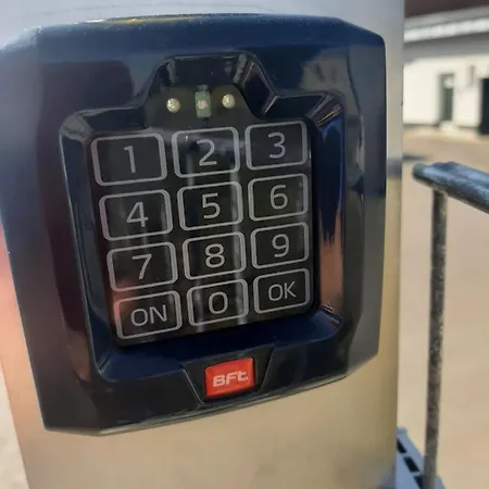 Exklusive Fw Mit 3 Sz Und Grosser Terrasse * 그라트코른