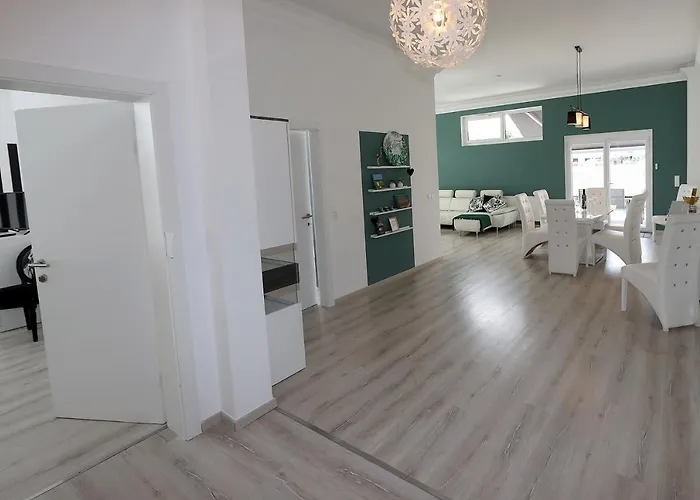 Exklusive Fw Mit 3 Sz Und Grosser Terrasse * Gratkorn