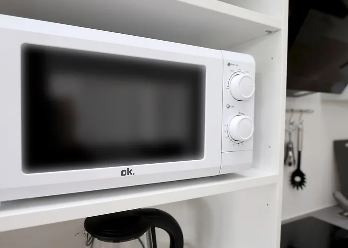 Exklusive Fw Mit 3 Sz Und Grosser Terrasse *